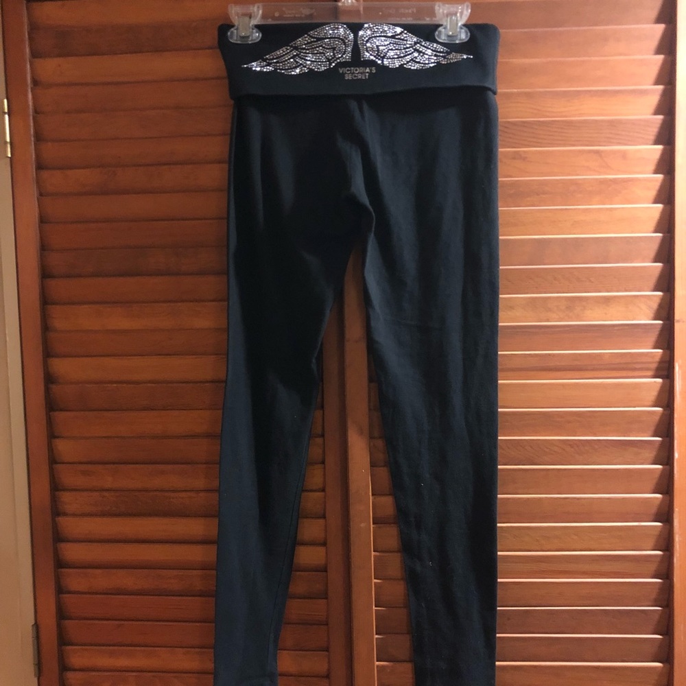 Victoria’s Secret leggings